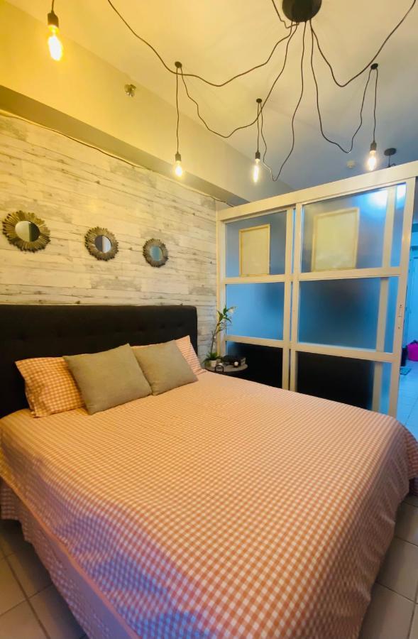 Casa De Roanne Apartment Tagaytay City Екстериор снимка